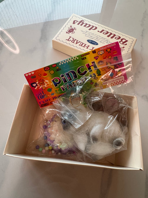 1 mystery box get 4 pieces